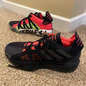 DAME 6s. Size 13. Never worn. Tag still attached